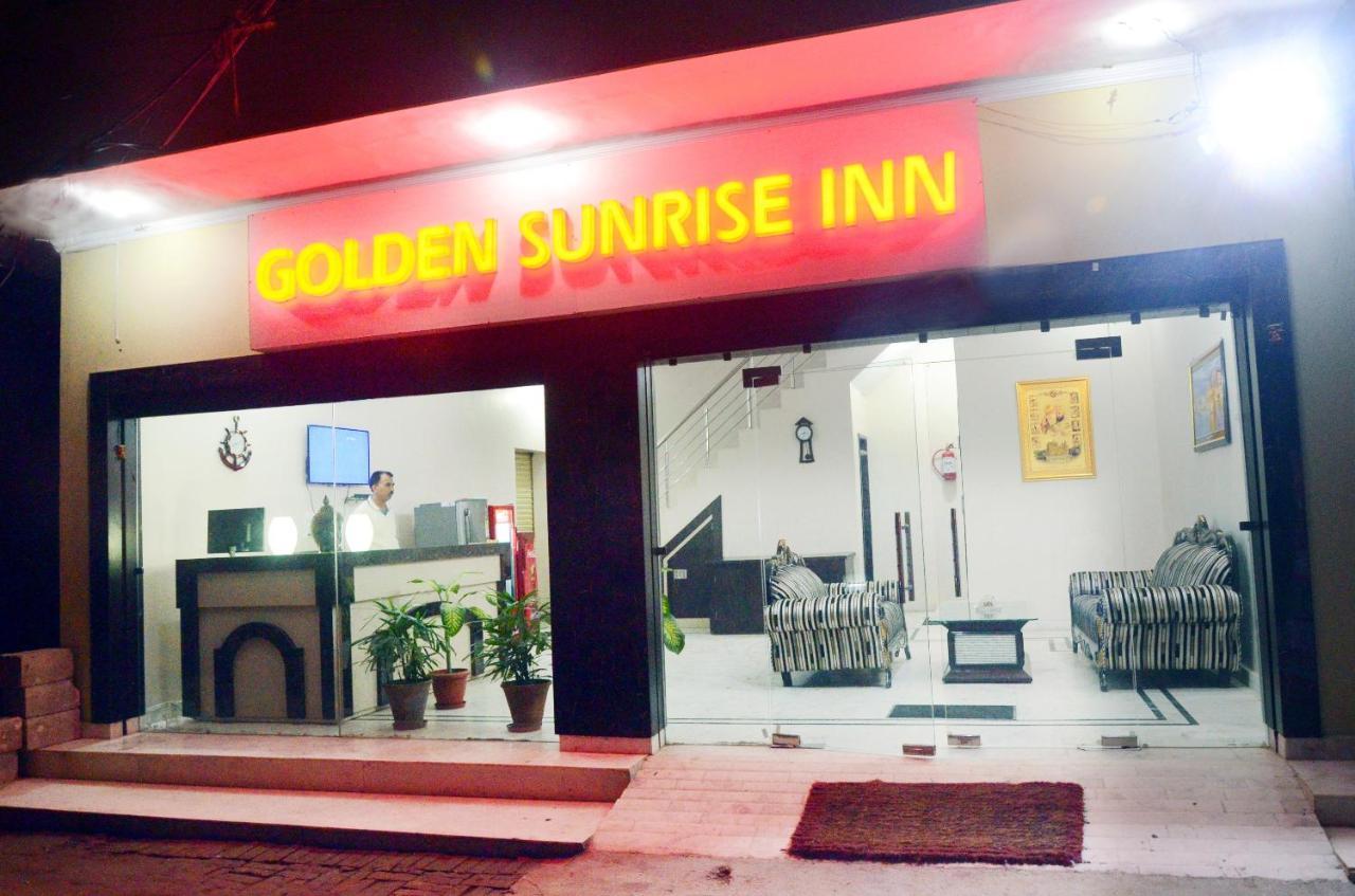 Hotel Golden Sunrise Inn Amritszár Kültér fotó