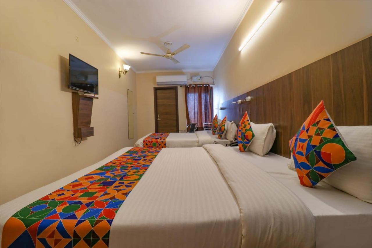 Hotel Golden Sunrise Inn Amritszár Kültér fotó