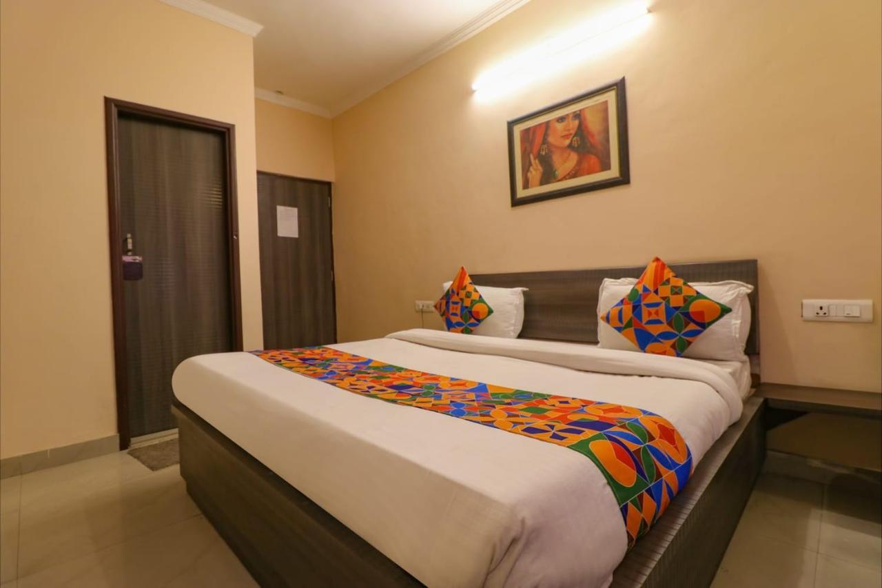 Hotel Golden Sunrise Inn Amritszár Kültér fotó