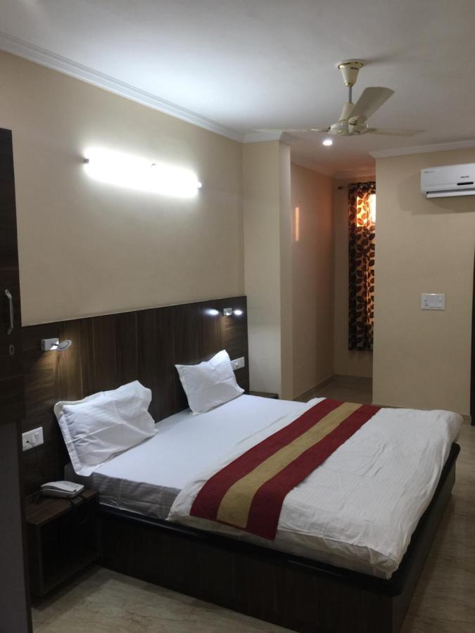 Hotel Golden Sunrise Inn Amritszár Kültér fotó
